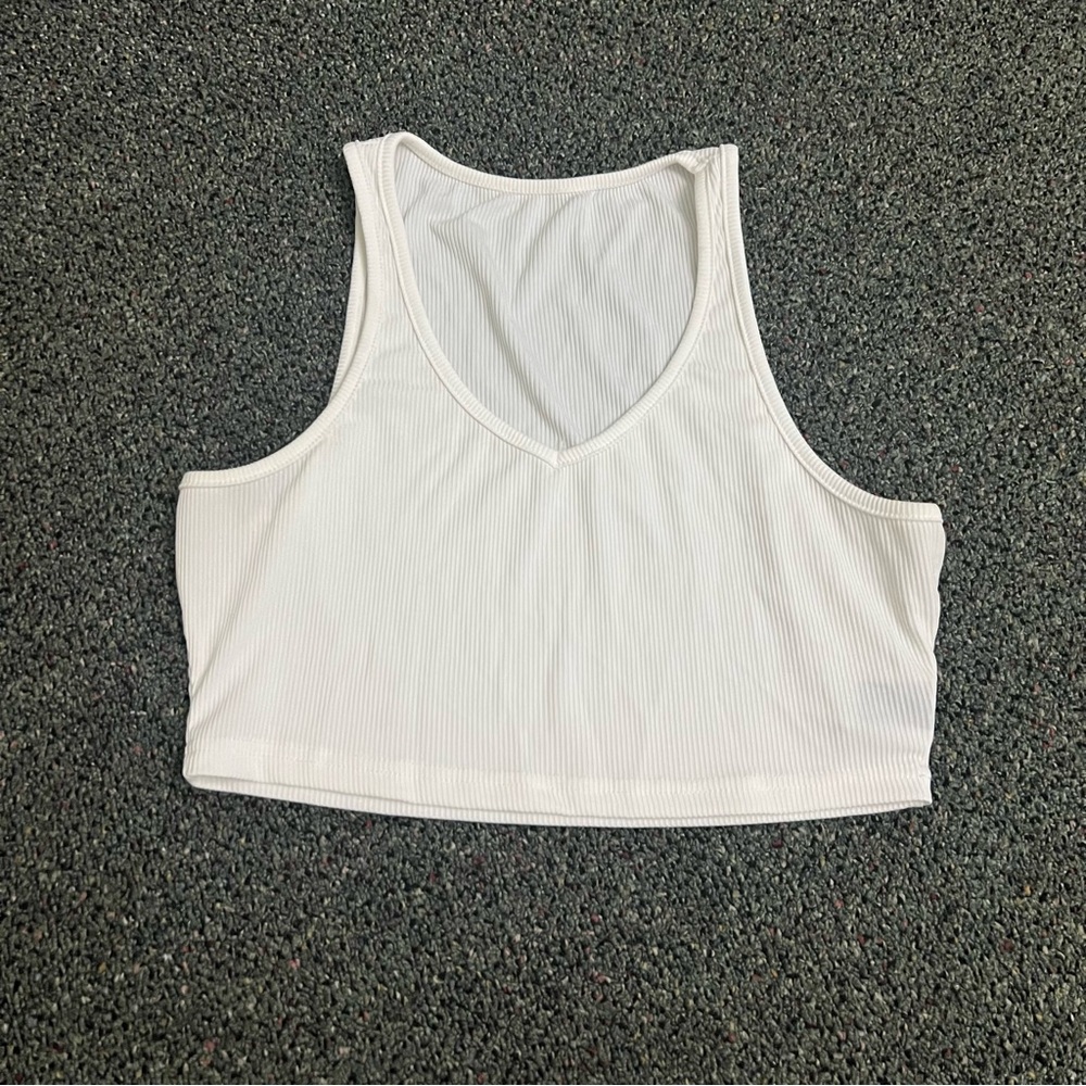 SHEIN White High Neck V-Neck Cropped Basic Ribbed Tank Top Casual Cute Shirt M - Picture 6 of 13